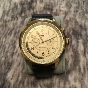 Men’s Tommy Hilfiger gold face watch
